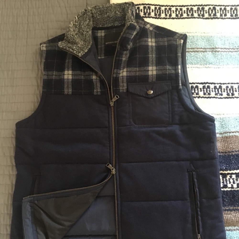 Men’s Banana Republic Vest